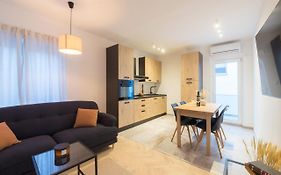 Propela Apartments